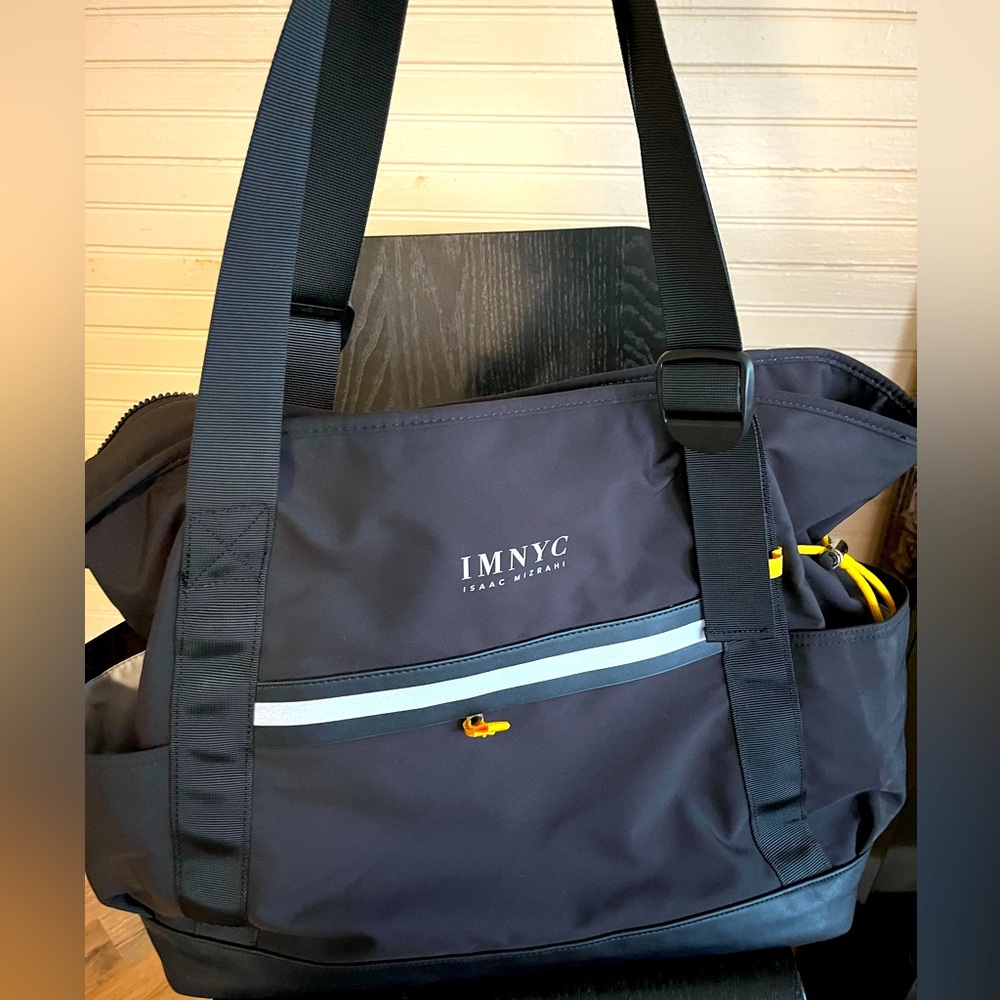 Issac Mizrahi IMNYC Bag / Lots of Pockets / Synthetic / Weekend / Baby Bag